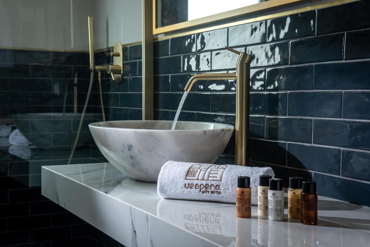 Vespera City Hotel Heraklion  Bagian luar foto