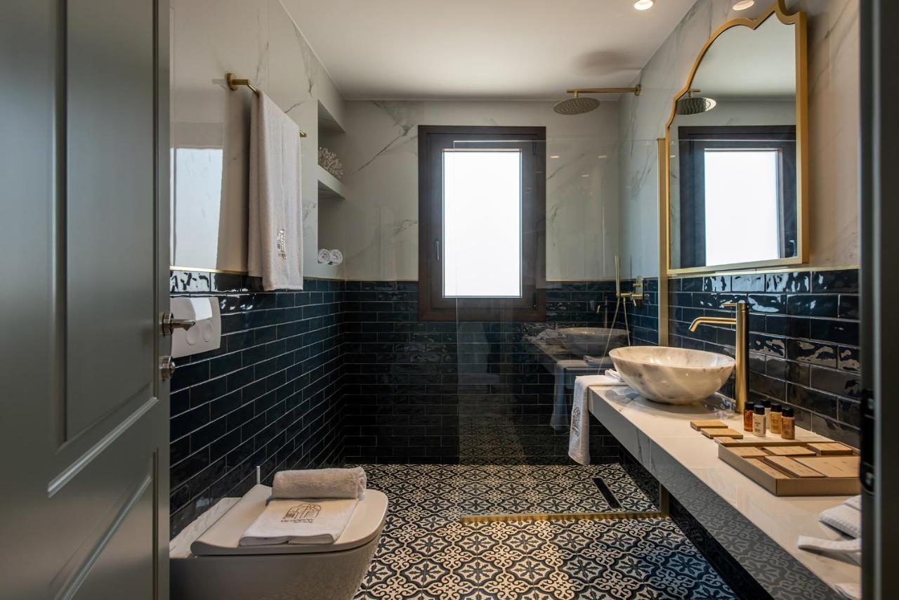 Vespera City Hotel Heraklion  Bagian luar foto