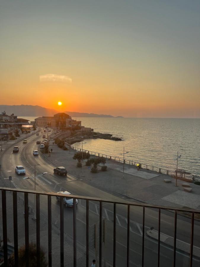 Vespera City Hotel Heraklion  Bagian luar foto
