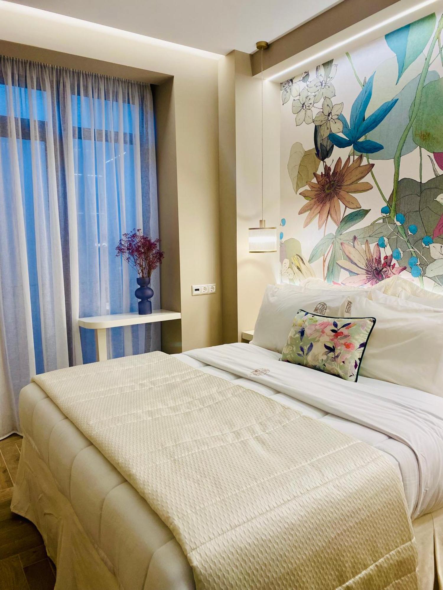 Vespera City Hotel Heraklion  Bagian luar foto